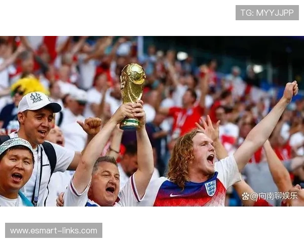 偶像背后那些鲜为人知的足球明星故事与奋斗历程